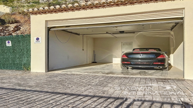 Luksusleilighet med Privat Basseng og Fantastisk Havutsikt