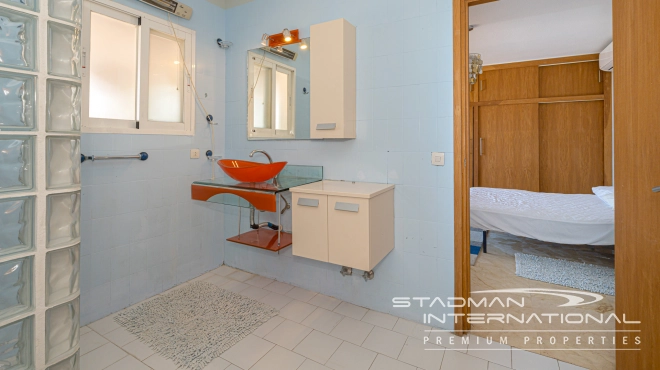 Centrally Located Villa on a Large Plot with Beautiful Sea Views