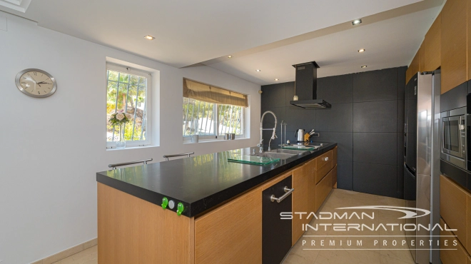 Centrally Located Villa on a Large Plot with Beautiful Sea Views