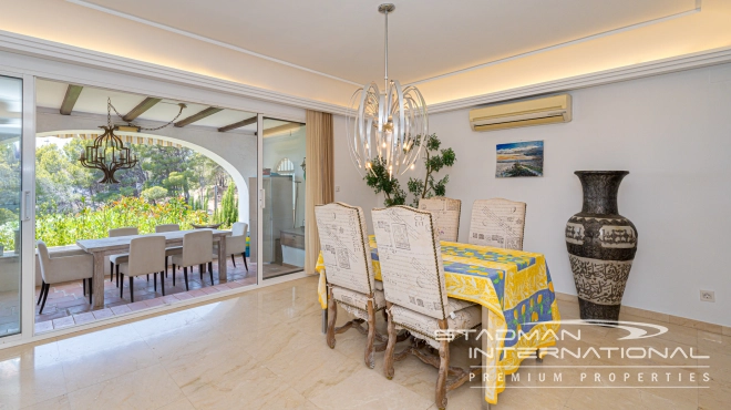 Centrally Located Villa on a Large Plot with Beautiful Sea Views