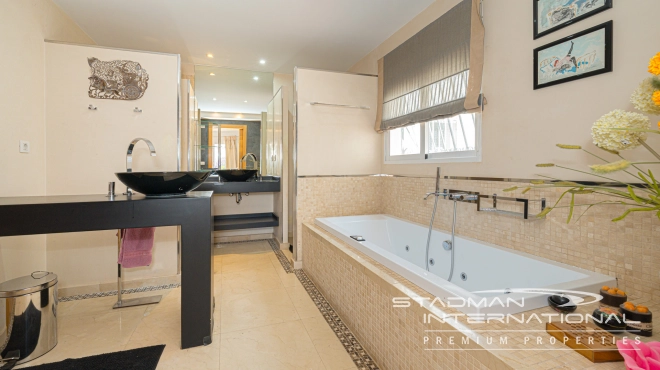 Centrally Located Villa on a Large Plot with Beautiful Sea Views