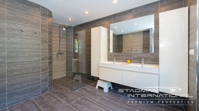 Large Villa with Beautiful Sea Views in the Sierra de Altea