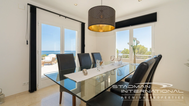 Large Villa with Beautiful Sea Views in the Sierra de Altea