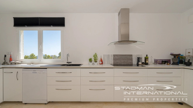 Large Villa with Beautiful Sea Views in the Sierra de Altea