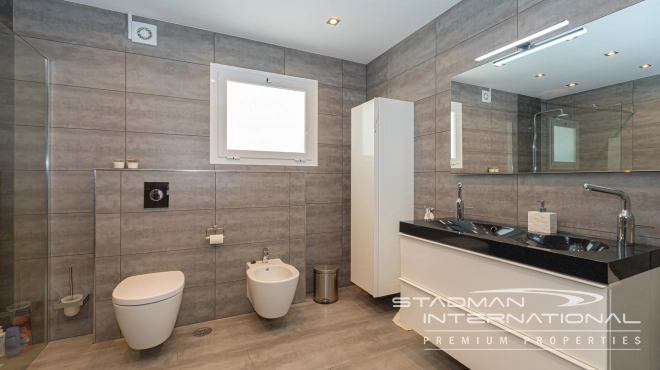 Large Villa with Beautiful Sea Views in the Sierra de Altea