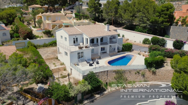 Large Villa with Beautiful Sea Views in the Sierra de Altea