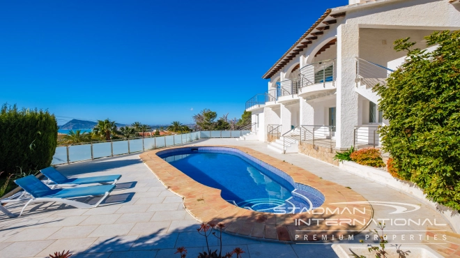 Ruime Villa met prachtig Zeezicht in de Sierra de Altea