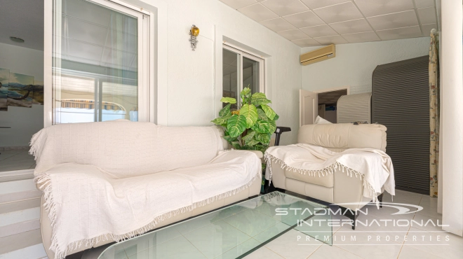 Single Storey Villa with Pool and Beautiful Sea Views