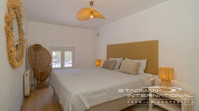 Renovated Villa with Guest Apartment Close to La Olla Beach