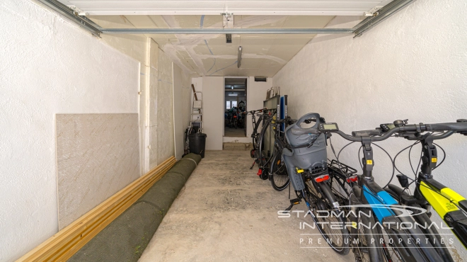 Renovated Villa with Guest Apartment Close to La Olla Beach