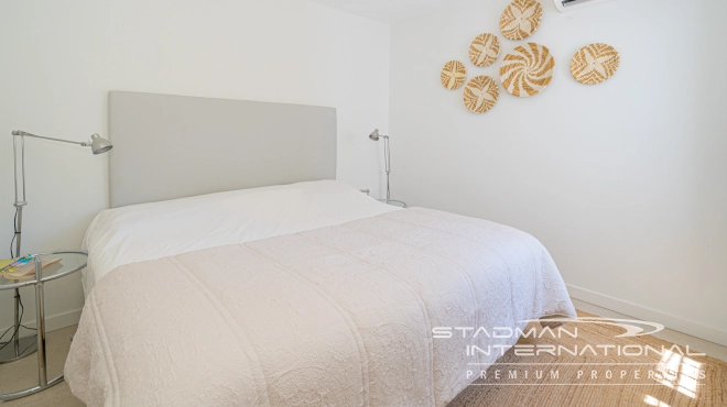 Renovated Villa with Guest Apartment Close to La Olla Beach