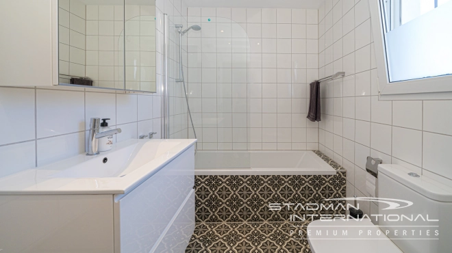 Renovated Villa with Guest Apartment Close to La Olla Beach