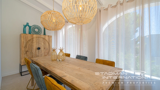 Renovated Villa with Guest Apartment Close to La Olla Beach