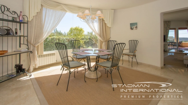 Beautiful Villa on a Flat Plot with a Nice Garden