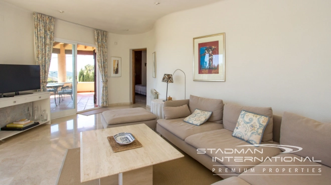 Beautiful Villa on a Flat Plot with a Nice Garden