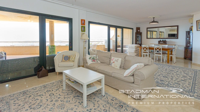 Nydelig toppleilighet med fantastisk havutsikt i Altea