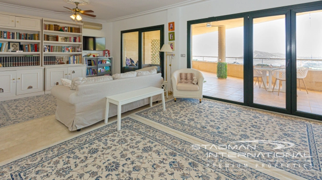 Nydelig toppleilighet med fantastisk havutsikt i Altea