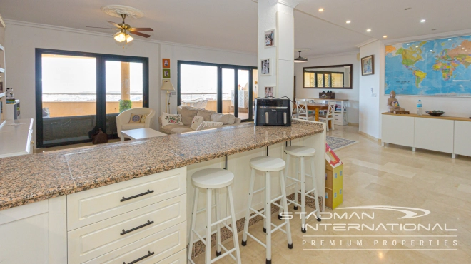 Nydelig toppleilighet med fantastisk havutsikt i Altea