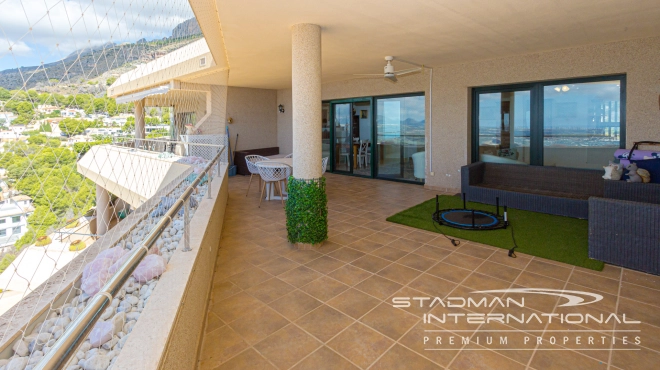 Nydelig toppleilighet med fantastisk havutsikt i Altea