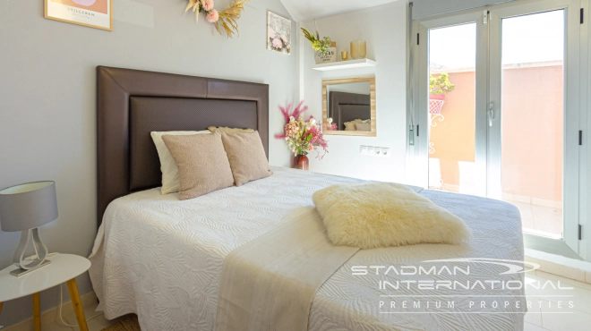 Romslig dupleks-topleilighet med fantastisk utsikt i Mascarat