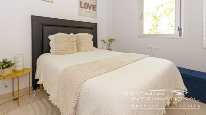 Romslig dupleks-topleilighet med fantastisk utsikt i Mascarat