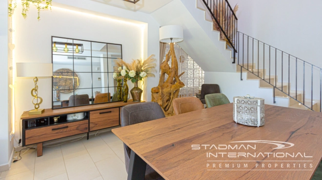 Romslig dupleks-topleilighet med fantastisk utsikt i Mascarat