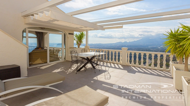 Stunning Villa with the Most Beautiful Sea Views in Altea Hills