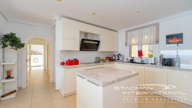 Elegant Villa in Altea Hills with Stunning Sea Views