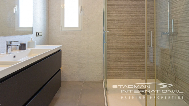 Romslig Tomannsbolig på Altea Golfbane