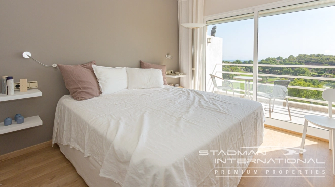 Romslig Tomannsbolig på Altea Golfbane