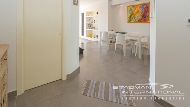 Romslig Tomannsbolig på Altea Golfbane