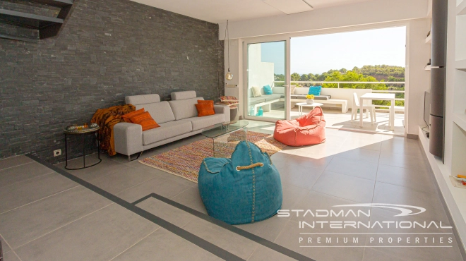 Romslig Tomannsbolig på Altea Golfbane