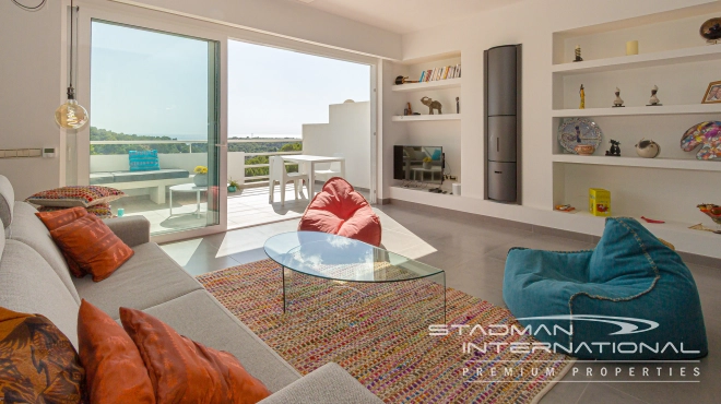 Romslig Tomannsbolig på Altea Golfbane