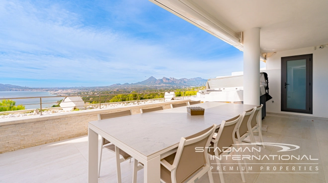 Luksusleilighet med Fantastisk Havutsikt i Altea Hills