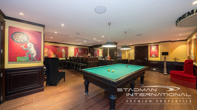 Spacious Luxury Villa with Stunning Sea Views in Altea Hills