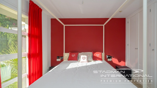 Spacious Luxury Villa with Stunning Sea Views in Altea Hills