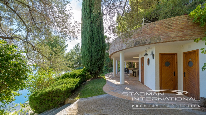 Spacious Luxury Villa with Stunning Sea Views in Altea Hills