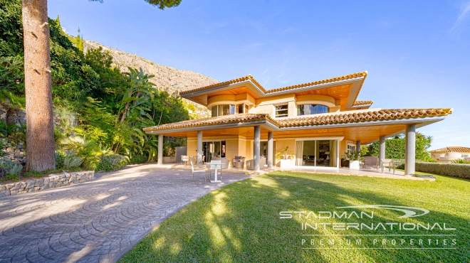 Spacious Luxury Villa with Stunning Sea Views in Altea Hills