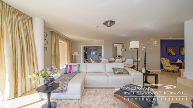 Spacious Luxury Villa with Stunning Sea Views in Altea Hills