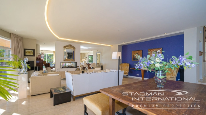 Spacious Luxury Villa with Stunning Sea Views in Altea Hills