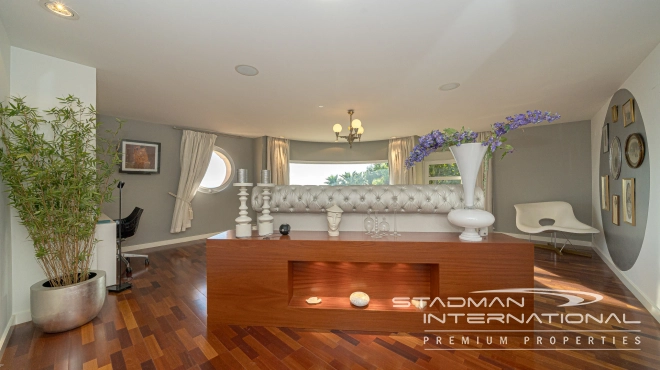 Spacious Luxury Villa with Stunning Sea Views in Altea Hills