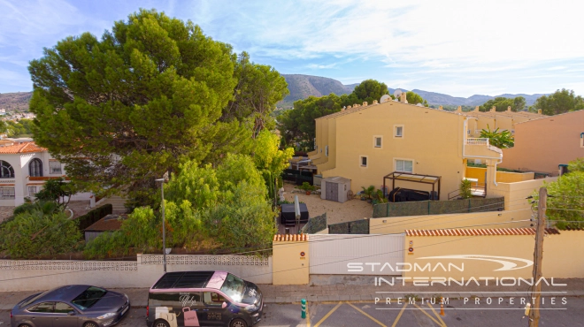 Penthouse Apartment with South-Facing Terrace in the Center of Albir