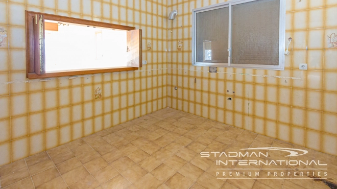 Renovatieproject met Zeezicht op een Toplocatie in Altea La Vella