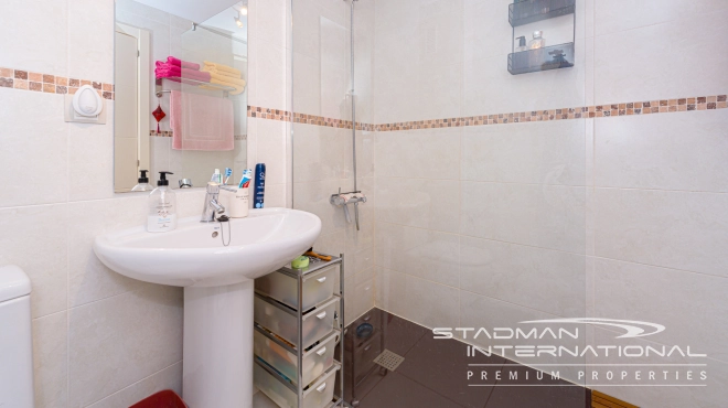 Ruim Appartement met Prachtig Zeezicht in Altea Hills