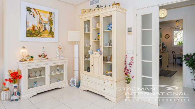 Ruim Appartement met Prachtig Zeezicht in Altea Hills