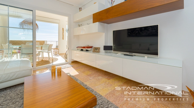 Mooi Appartement met Zeezicht en Ruim Terras aan het Strand