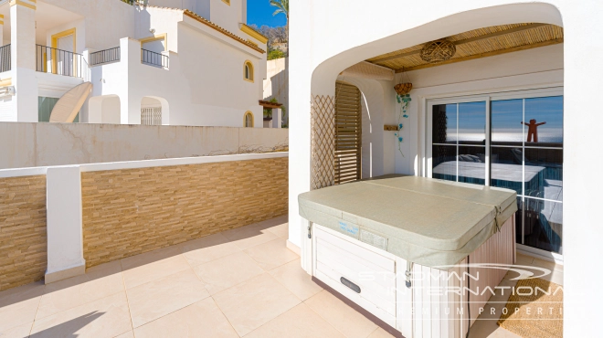 Mooi Appartement met Zeezicht en Ruim Terras aan het Strand