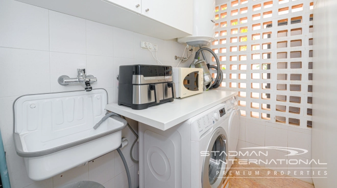 Mooi Appartement met Zeezicht en Ruim Terras aan het Strand