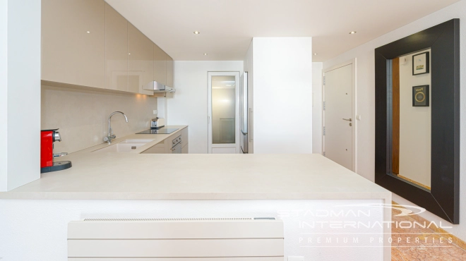 Mooi Appartement met Zeezicht en Ruim Terras aan het Strand