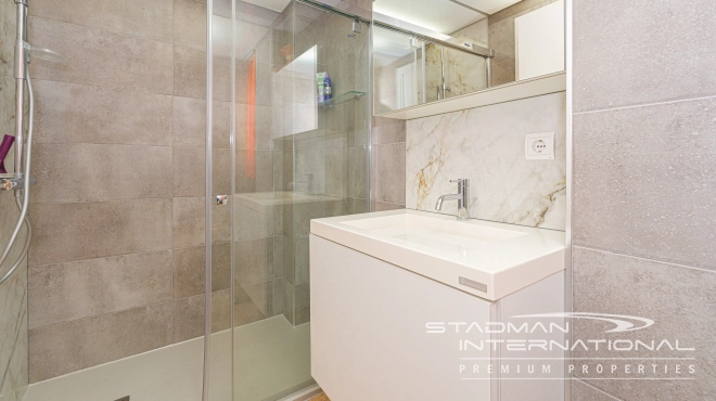 Mooi Appartement met Zeezicht en Ruim Terras aan het Strand